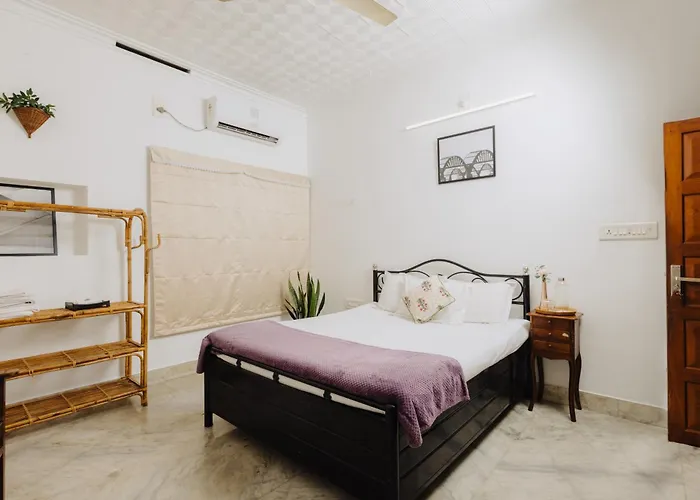 Guest house: The Nook Home